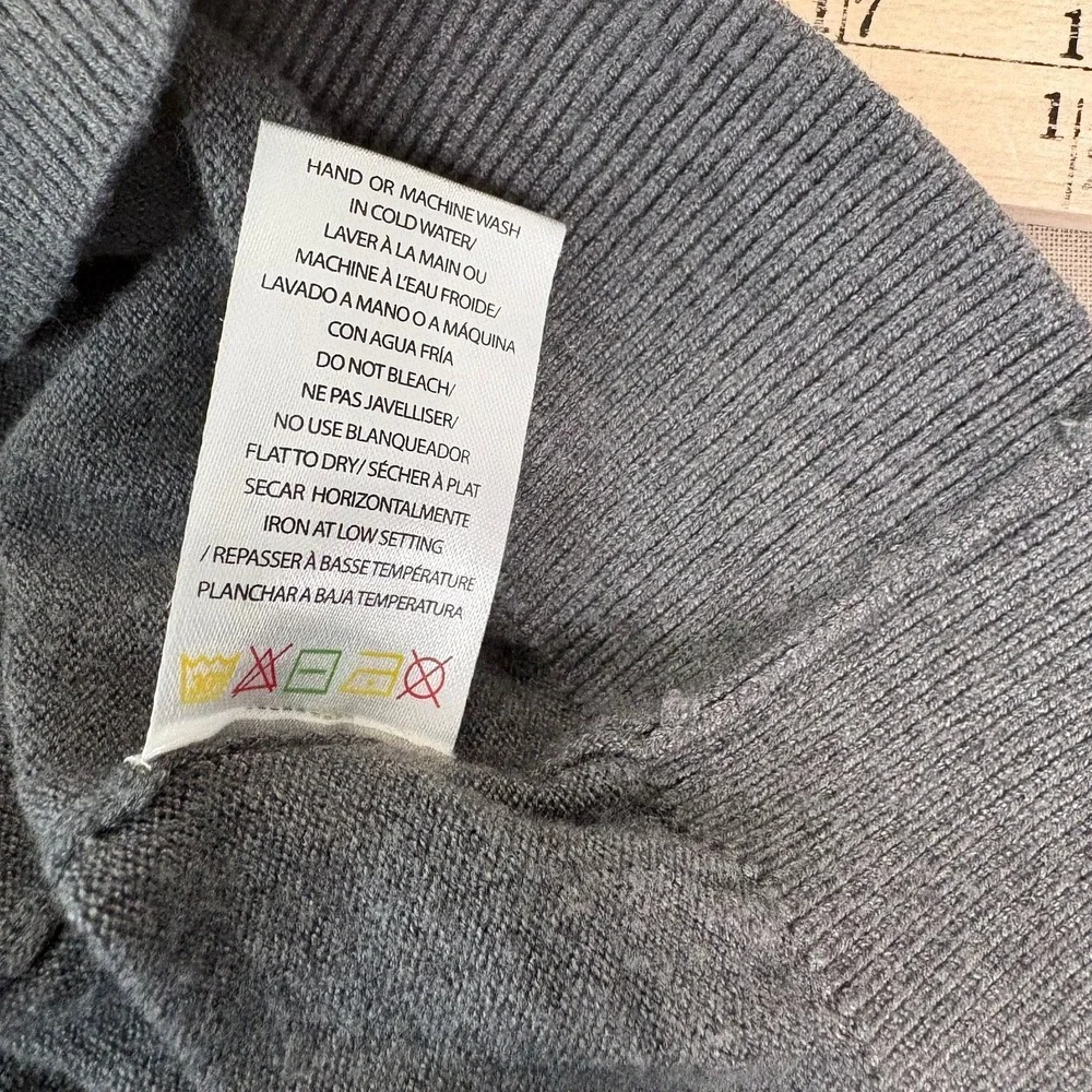 The Kangol Sweater Mens Size 2XL Gray Knit Quarter Zip Pullover Mock Neck 90s